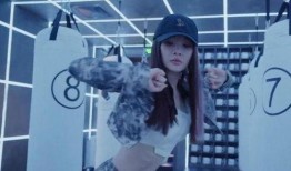 娱乐爆料李小璐是谁,娱乐圈话题女王，揭秘她的成名之路与情感纠葛